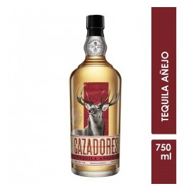 Tequila Añejo Cazadores 750...